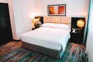 Amber Deluxe Room Near Gold Souk By Luxury Booking