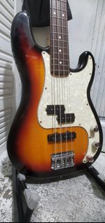 Squier by Fender P Bass Special California Series Electric Bass Guitar