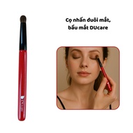 Cọ Đánh Mắt DUcare Mini – Cán Đỏ Đầu Tròn Tán Đều Màu