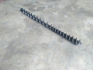 สกรูลำเลียง1 แนวตั้ง DC95G DC105   ยาว179cms. รหัส 5T071-67512