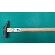 [CK Hardware Store] Forged Steel Wooden Handle Nail Hammer 3cm Made In Taiwan 1 Inch Wood Iron Shele