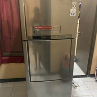 kulkas 2 pintu lg inverter linear