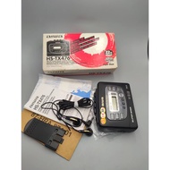 aiwa TX476 Cassette Walkman with Automatic Radio and Powerful Bass