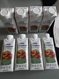 Nestle Compleat 12枝 + DAI PAI DONG Hong Kong Milk Tea 3枝