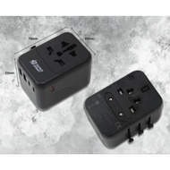 UNIVERSAL TRAVEL ADAPTER 35W USB OUTPUT