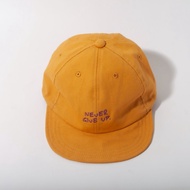 GRAPH | หมวกแก๊ป NEVER GIVE UP CAP - BOY SIZE