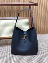 SAINT LAURENT YSL Le5A7 Hobo包 單肩斜跨包