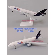 REPLIKA Diecast Display Miniature Replica Aircraft Fedex Express MD-11 Full Iron Scale 1:400 20 Cm