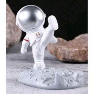 Astronuat handphone stand