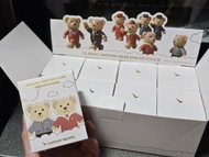 國泰航空80週年復古制服熊仔(全套8隻不重復) Cathay Clasic Uniform bear mini Keychain (1 set)
