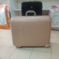 Pierre Cardin Travel Luggage Bag 20 x 65cm. Tinggi 55cm.