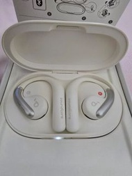 Anker Soundcore AeroFit 開放式藍牙耳機