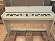 Roland F140 簡約時尚數碼鋼琴
