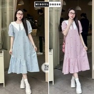 Office maternity dress with pointed collar, loose shape, convenient open buttons, soft and beautiful