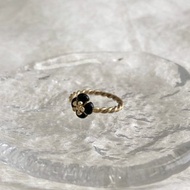 【日本直送 名牌中古包】CHANEL 香奈兒 戒指 金色×黑色 山茶花 扭紋 vintage 古董 舊款 6ykawc