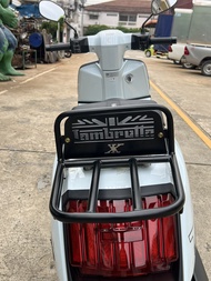 Rack ท้าย Lambretta X300 logo สีแดง ราคาลดพิเศษจนของหมด RED LOGO it is on Fire 🎲z🎲