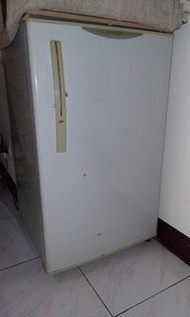 【二手 日立Hitachi 小冰箱】宿舍小冰箱 冷凍冷藏套房小冰箱