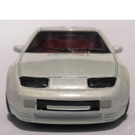 Hot Wheels 2018 Nissan 300ZX Twin Turbo White Glass Roof No Package Model 7.5 X 3.4 CM.
