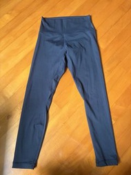 Lululemon 瑜伽褲 M 碼