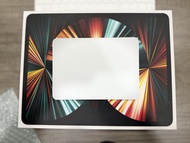 { 買就送全新 ASUS 電競滑鼠 } APPLE 巧控板 (非USB‑C) - 白色(藍色邊框) 多點觸控表面 9.999 成新 (隨主機買的，僅用過一次) 歡迎面交檢驗