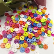 200pcs New 8mm 2 holes Plastic Button / Sewing lots Mix PM12