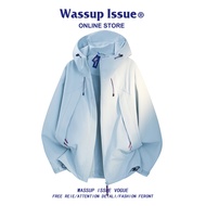WASSUP ISSUE | เสื้อคลุมทำงานกันลมแบบมีหมวก