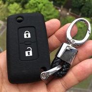 Suitable for 18 19 20 Mitsubishi Pajello V93 Silicone Key Case V87V97 Middle East Version Genuine Le