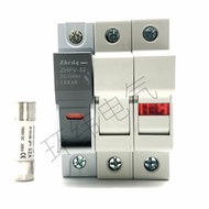 Photovoltaic Solar DC Fuse DC1000V Bush Box Fuse 10 * 38 Fuse Wire 15A 32A SXU4