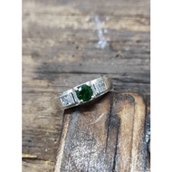 Tsavorite (Green Garnet) Batu Permata Cincin Perak Tsavorite (Green Garnet) Natural Gem Gemstone Silver Ring