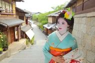 Kyoto Maiko Makeover & Photoshoot Experience Near Kiyomizu-dera Temple| Japan