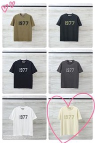 FOG ESSENTIALS 1977植絨字母短袖T恤【最新款】