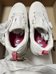 NEPA GORE-TEX 防水運動鞋 (全新)