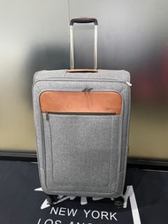 John Lewis 29 inch expandable  light weight luggage John Lewis 29 吋超輕可擴展布質復古行李箱 75 x 30x 47cm 3.7kg