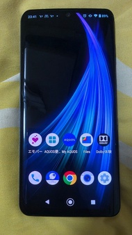 平放不儀 SHARP AQUOS zero2
