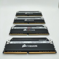Corsair Dominator Platinum 32GB (4 x 8GB) DDR4-3000 CL15 Memory