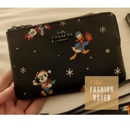 COACH X Disney Mickey Co-Branded Pattern Scratch-Resistant Leather Clutch CN031// Coco Fashion Offic