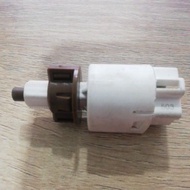 BRAKE SWITCH TOYOTA ALPHARD MNH10, MNH15