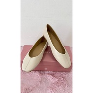 CN Imogen Leather Ballerina in Latte Beige (Size 37)
