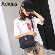 Adidas Originals 3D Mini Airliner Style Shoulder Bag กระเป๋าสะพายข้างแนว sport วัสดุด้านหน้าเนื้อ ma