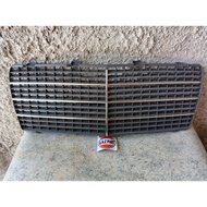 Front Grill Mercedes Benz - Mercy W124 - a