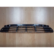 front BUMPER grille W203 MERCEDES C CLASS(TAIWAN)