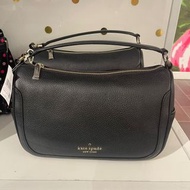 🇨🇦✈️代購⛔️截單日：7月18日18:00❤️‍🔥🇨🇦加拿大直送 Kate Spade Blazer crossbody 黑色皮醫生包