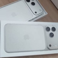iPhone 17 pro max 512 。。
