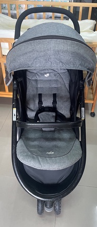 รถเข็นเด็ก สไตล์สปอร์ต 3 ล้อ ยี่ห้อ Joie รุ่น Litetrax 3 Stroller  สภาพสวย 85%