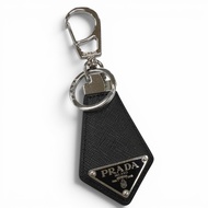 Excellent condition □ PRADA 2PP041 Saffiano leather triangle logo triangular Plate tie-shaped keycha