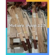 BROOM STICK BROOM/ MULTIPURPOSE MATTRESS THRESHER 70 CM