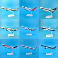 20CM 1:300 Scale A320 A330 A350 A350 B747 B787 Airlines Airplanes Plane Aircraft Alloy Model Toy Col