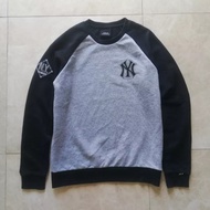 MLB Yankess NY Crewneck