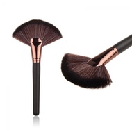 FAN BRUSH // BRUSH KIPAS