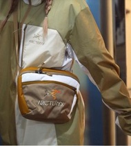 Arc'teryx x  Beams Mantis 2 聯名款經典款戶外輕量防潑水斜跨包單肩包